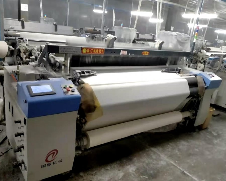 One domestic customer in Jiangsu province use our more than 200 sets GA910 air jet loom 
