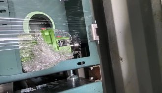 4 containers were loaded successfully before Chinese New Year holiday